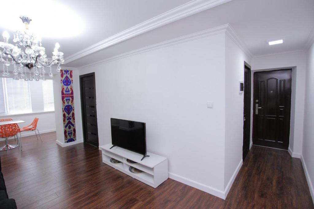 Overlooking Registan Square Luxury 2 Bedrooms Apartment Samarkand Exterior foto