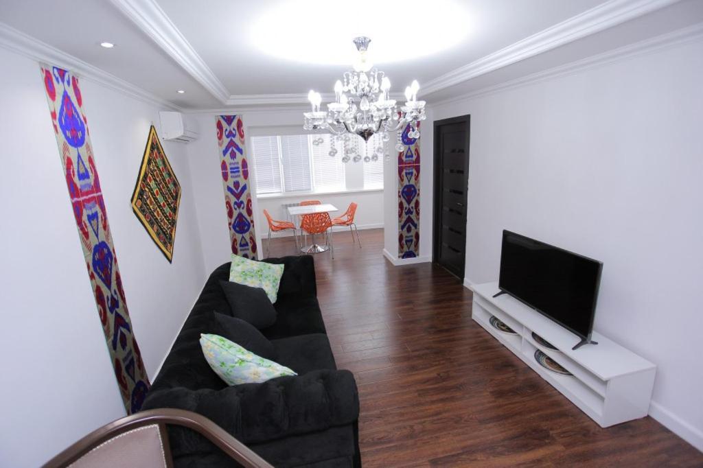 Overlooking Registan Square Luxury 2 Bedrooms Apartment Samarkand Exterior foto