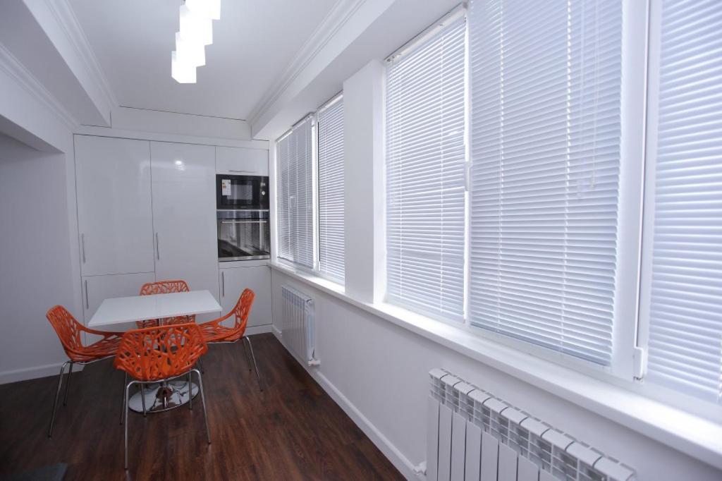 Overlooking Registan Square Luxury 2 Bedrooms Apartment Samarkand Exterior foto